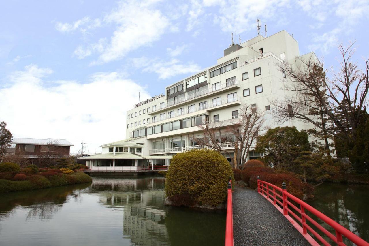 Hotel Garden Palace Kumagaya Esterno foto